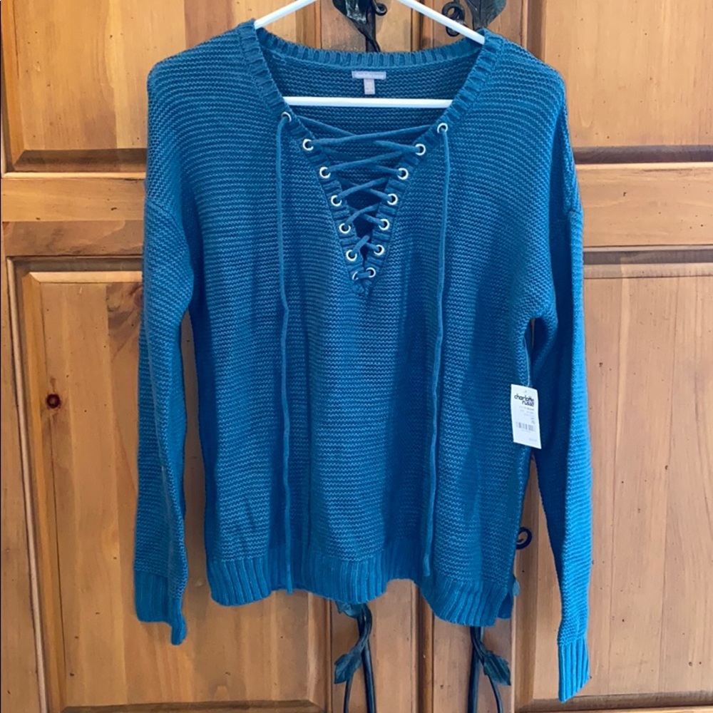 Sweater NWT